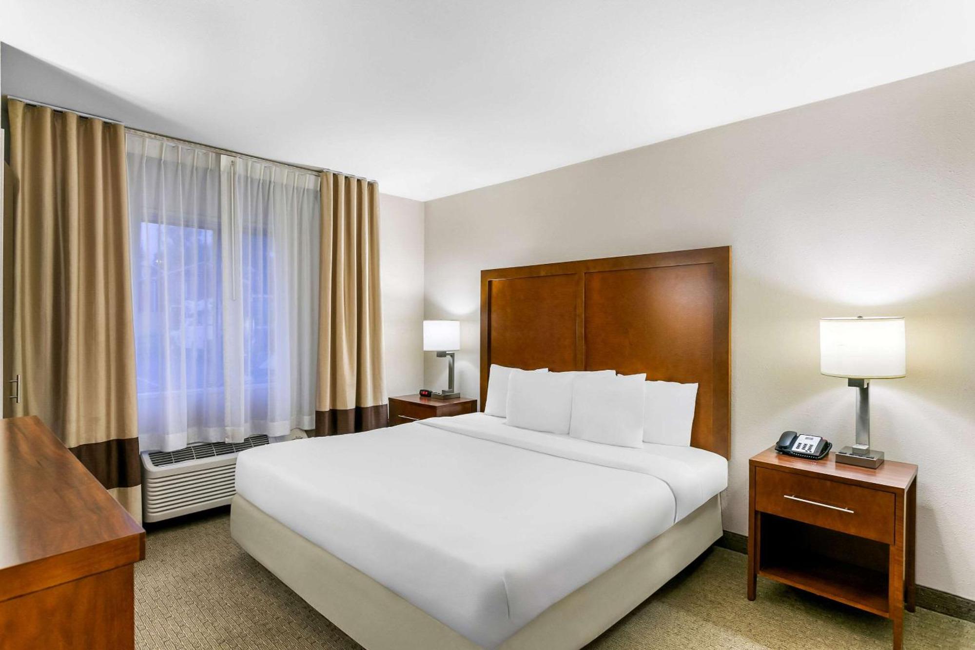 Comfort Inn Red Horse Фредерик Экстерьер фото