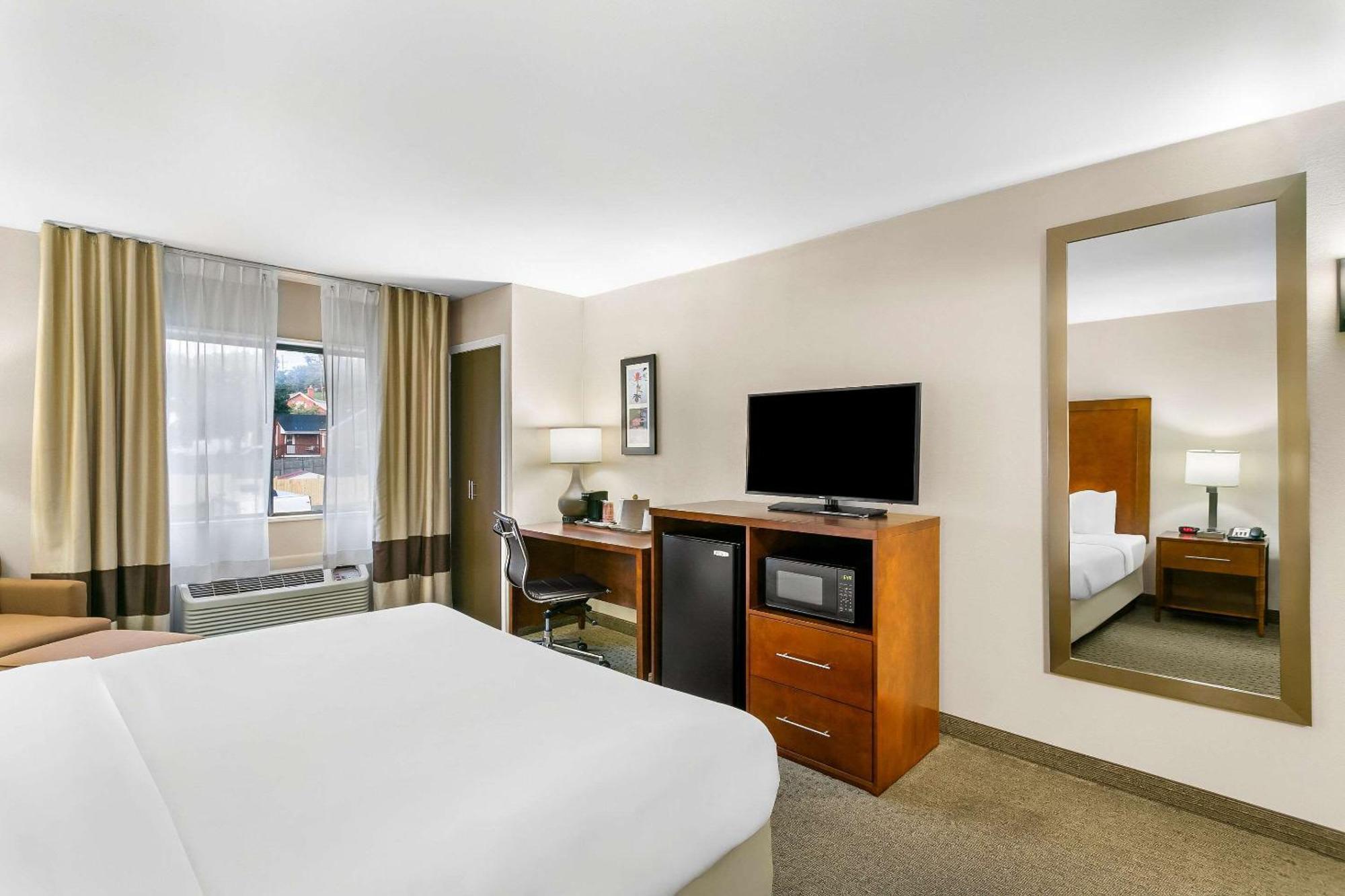 Comfort Inn Red Horse Фредерик Экстерьер фото